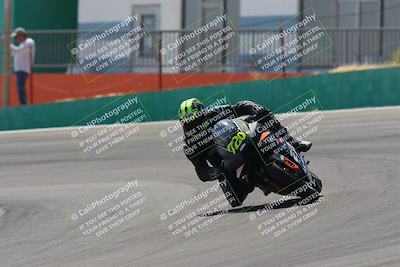 media/Apr-20-2025-AHRMA (Sun) [[393a79c373]]/Race/Group 10/Turn 4b/